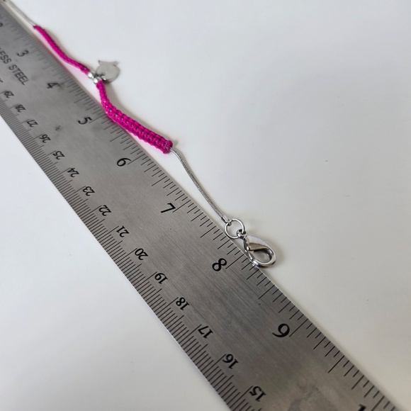 🔴(2for$10) Pink and Silver Bracelet with Fish Charm - Picture 7 of 7